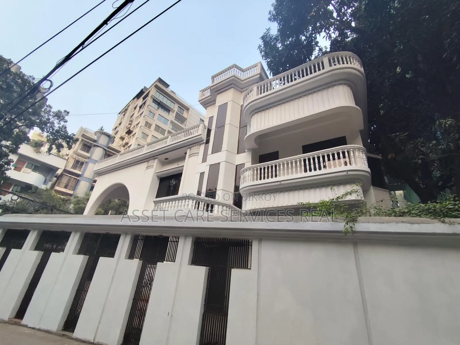 Baridhara Diplomatic Zone Independent House Rent