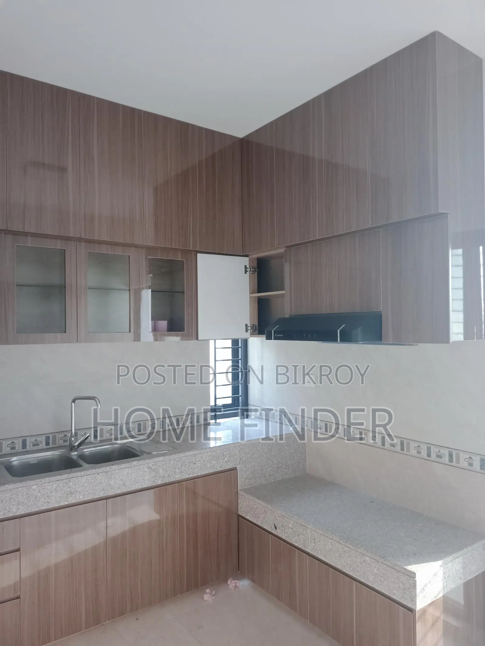 Exclusive Newly 2200 Sqft Apartment For Rent in Gulshan