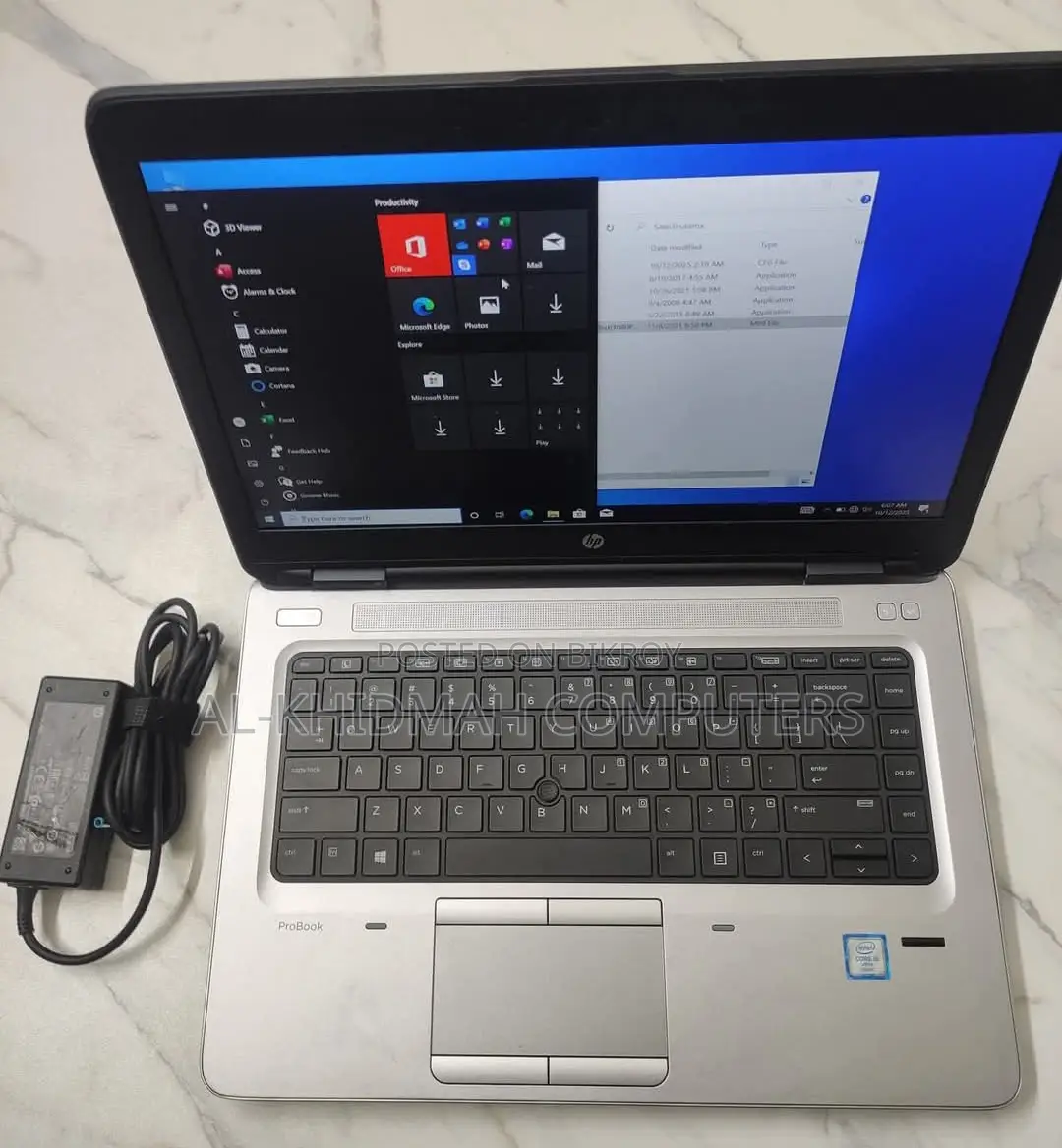 HP Core i5 6th Gen Full Fresh Laptop, 256GB SSD, Courier available nationwide.