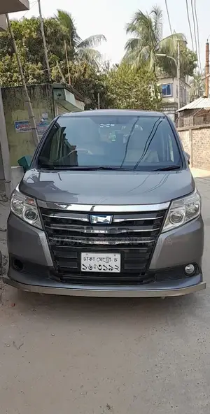 এক্স নোয়া ভাড়ার জন্য