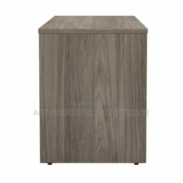 Single Executive Table 46