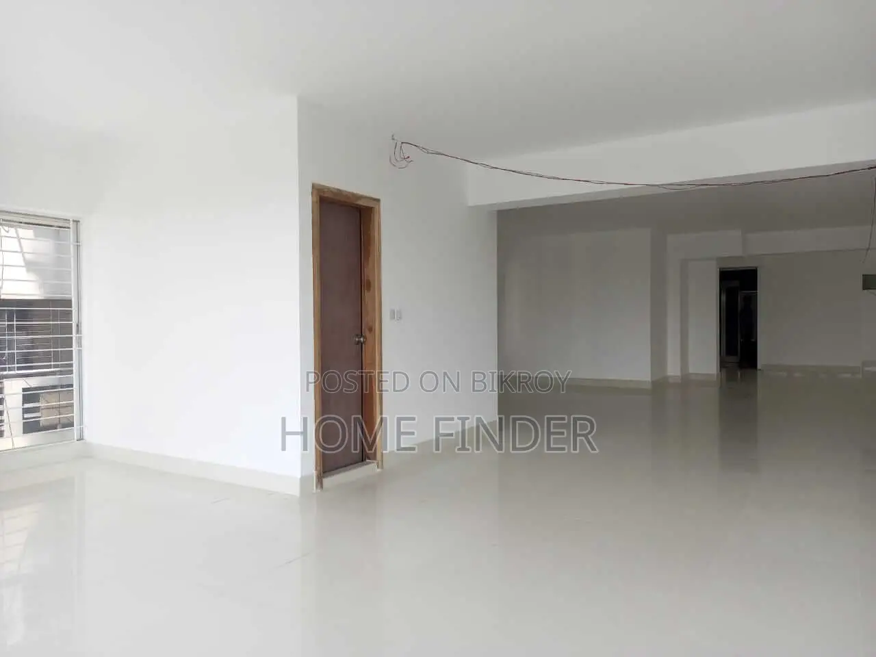 2600 Sqft Excellent Commercial Floor Rent Gulshan Avenue