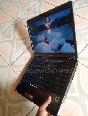 Toshiba ফুল ফ্রেশ ল্যাপটপ, ১৪" ইঞ্চি, সারাদেশে কুরিয়ার করা হয়।