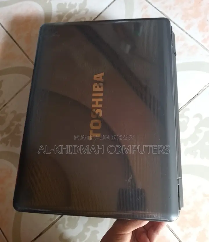 Toshiba ফুল ফ্রেশ ল্যাপটপ, ১৪" ইঞ্চি, সারাদেশে কুরিয়ার করা হয়।