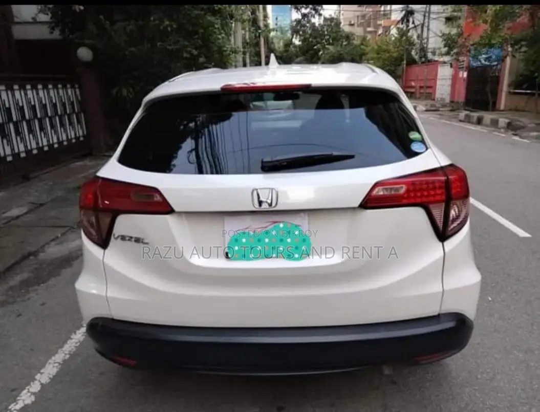 Honda Vezel For Rent