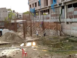 1067+533 sqft Duplex (9th+10th) floor flat for sale in Mirpur 13