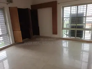গুলশান ২-এ ৪২০০ বর্গফুটের অফিস স্পেস ভাড়া