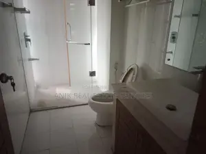 গুলশান ২-এ ৪২০০ বর্গফুটের অফিস স্পেস ভাড়া