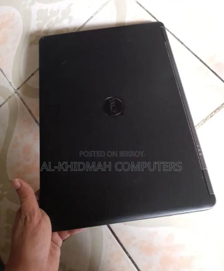 DELL Core i5 6th Gen Laptop, 4GB RAM, 128GB SSD, 14" Display.