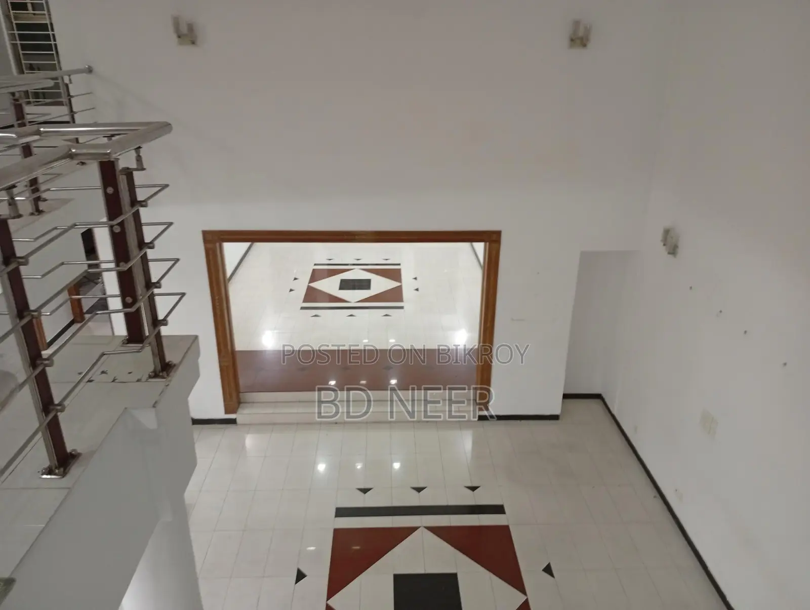 2.5 Stored Duplex House For Rent In Gulshan-2 North