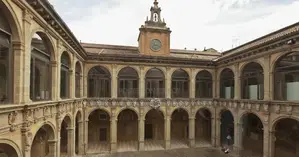 Study in Italy at the University of Bologna: 260 Programs Available Without IELTS