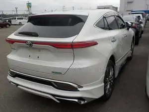 Toyota Harrier Z LEATHER MODELISTA 2022