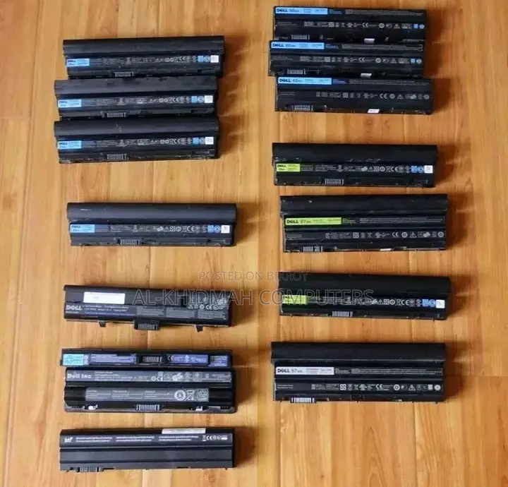 Used Old Laptop Battery For Sale, (Courier Delivery Available)