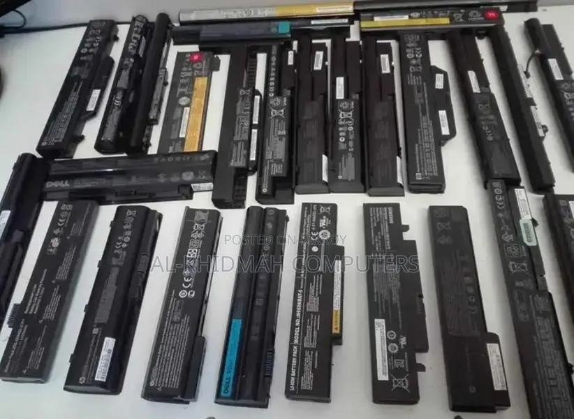 Used Old Laptop Battery For Sale, (Courier Delivery Available)