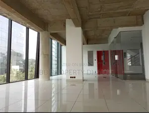 গুলশানে ৩,০০০ বর্গফুটের রেস্টুরেন্টের জন্য নতুন ওপেন কমার্শিয়াল স্পেস ভাড়া