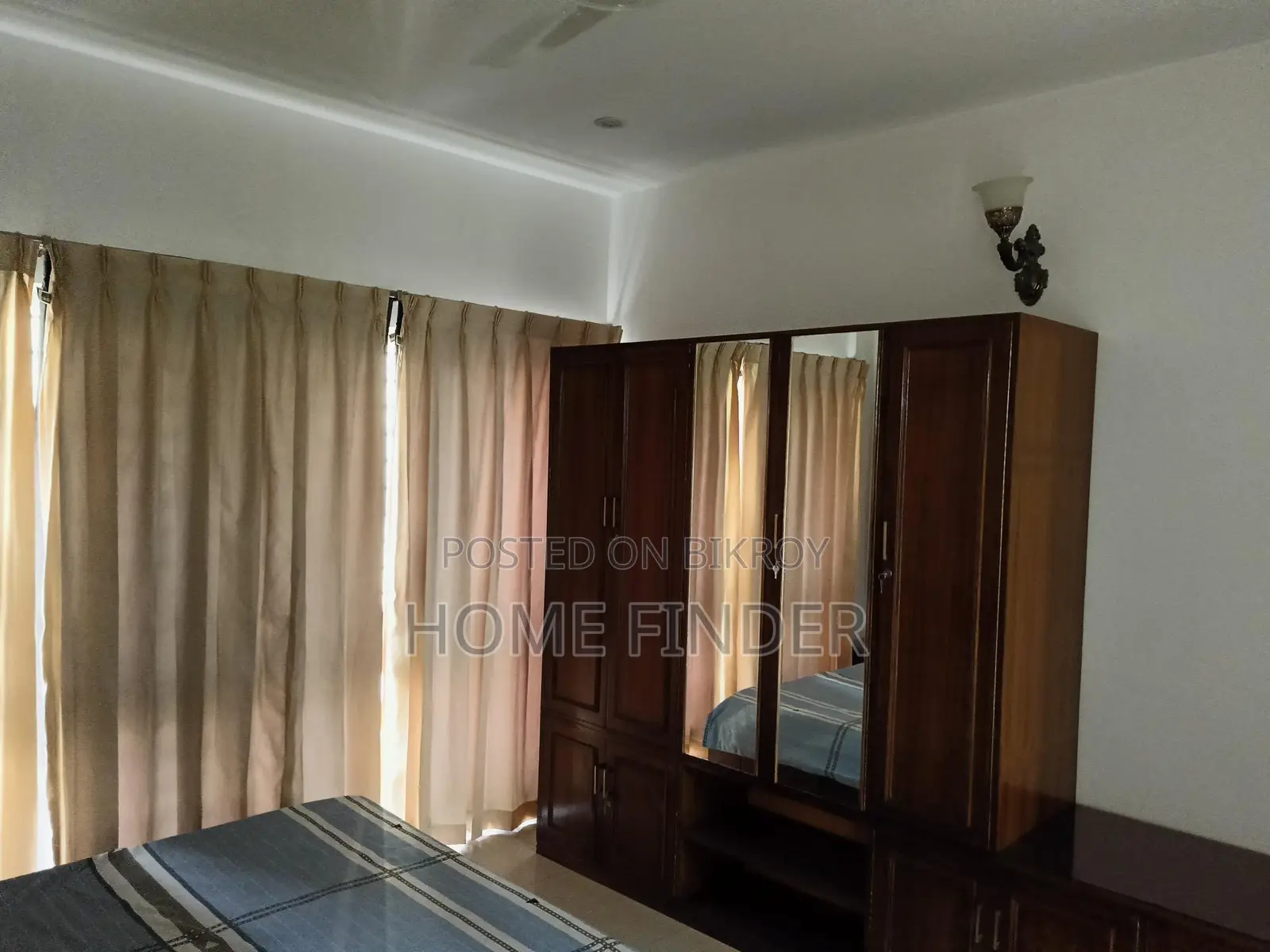 2400 Sqft furnished Apartment For Rent in Gulshan Dhaka