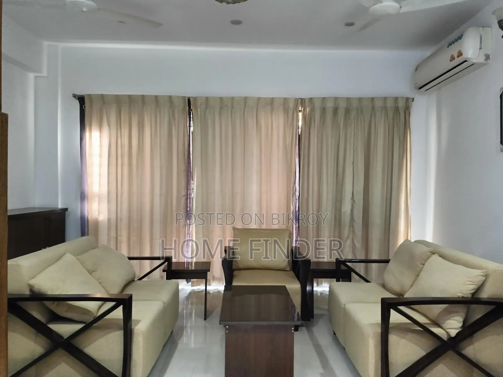 2400 Sqft furnished Apartment For Rent in Gulshan Dhaka