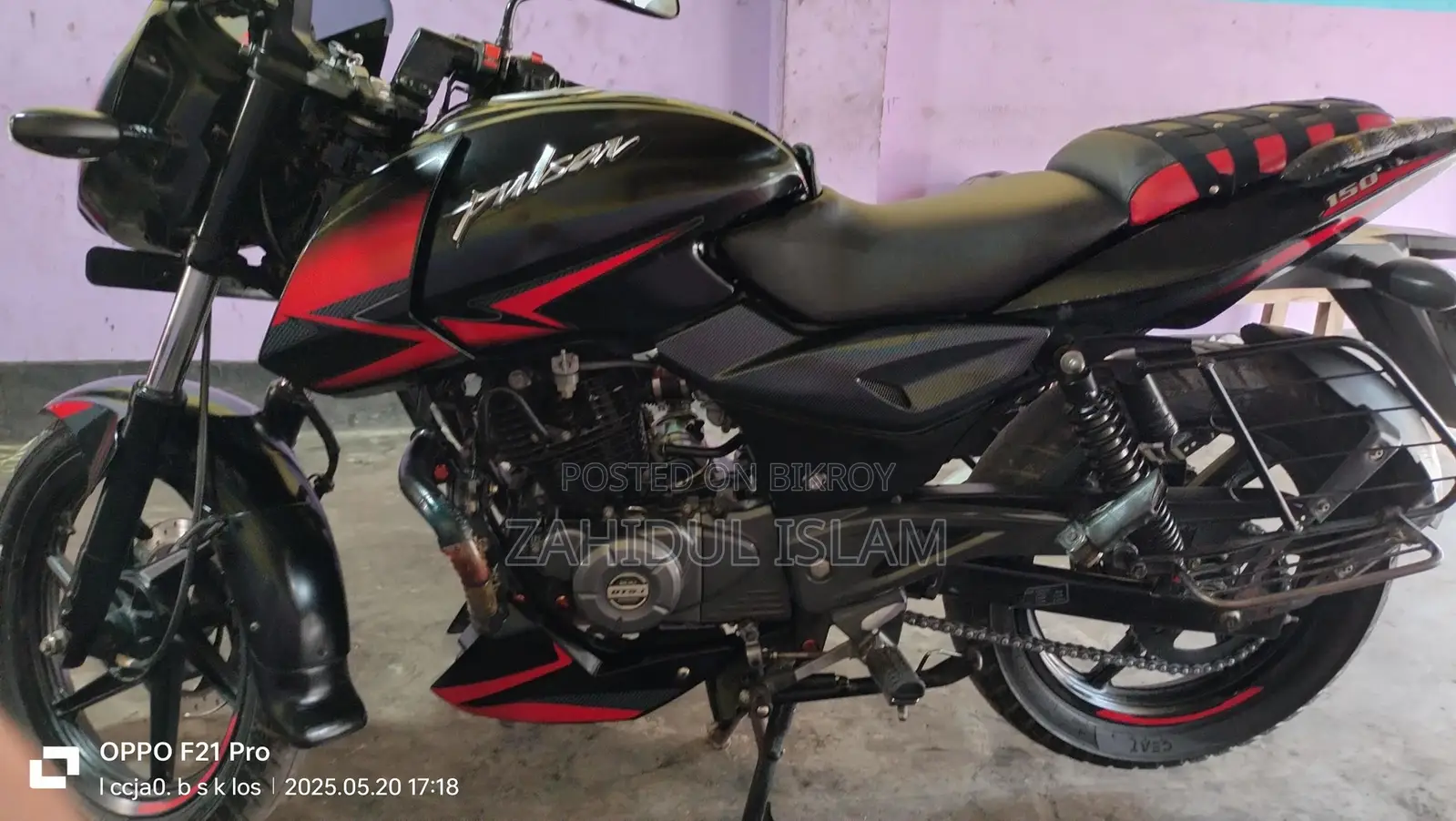Bajaj Pulsar 150 . 2019