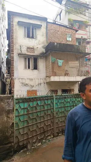 House for Sale in Rampura with 5 Katha Land – Opportunity for High Monthly Income