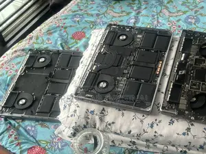 Expert MacBook Pro 16-inch (A2991) Repairs