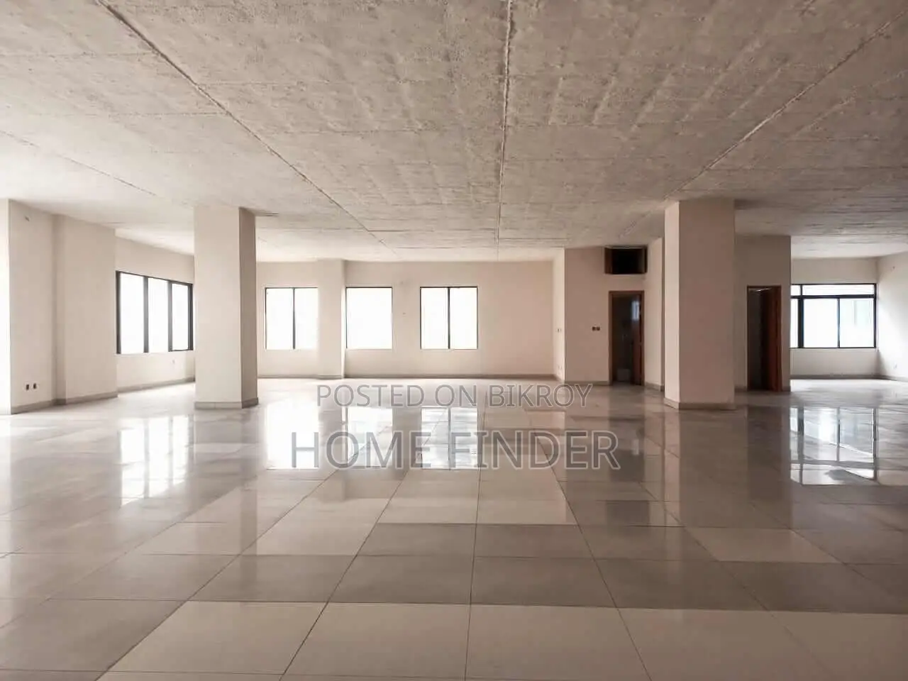 8500 SqFt Commercial Property For Rent In GULSHAN 2 Circle