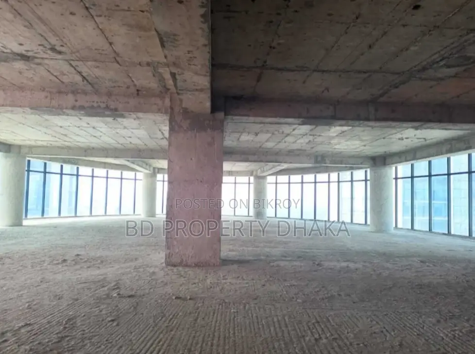 8400 Sqft Open Commercial Space for Rent in Gulshan Avenue