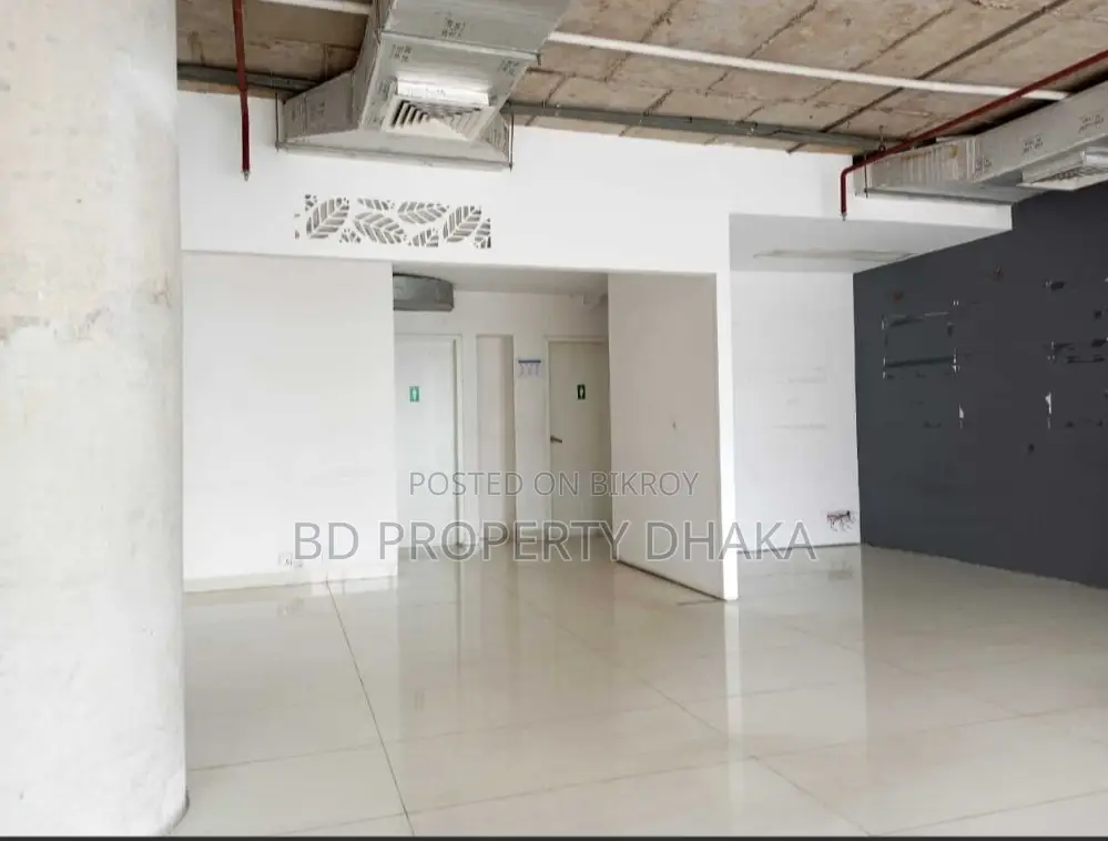 3300 Sqft Open Commercial Space Rent In Gulshan Avenue