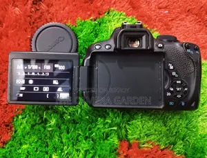 Canon 700d Body Display Shadow
