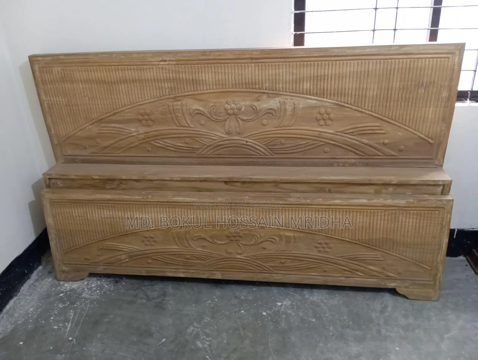 6x7 Teak Wood Bed