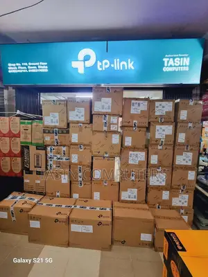 Tp-link TL-WR845N 300Mbps Wireless Router.
