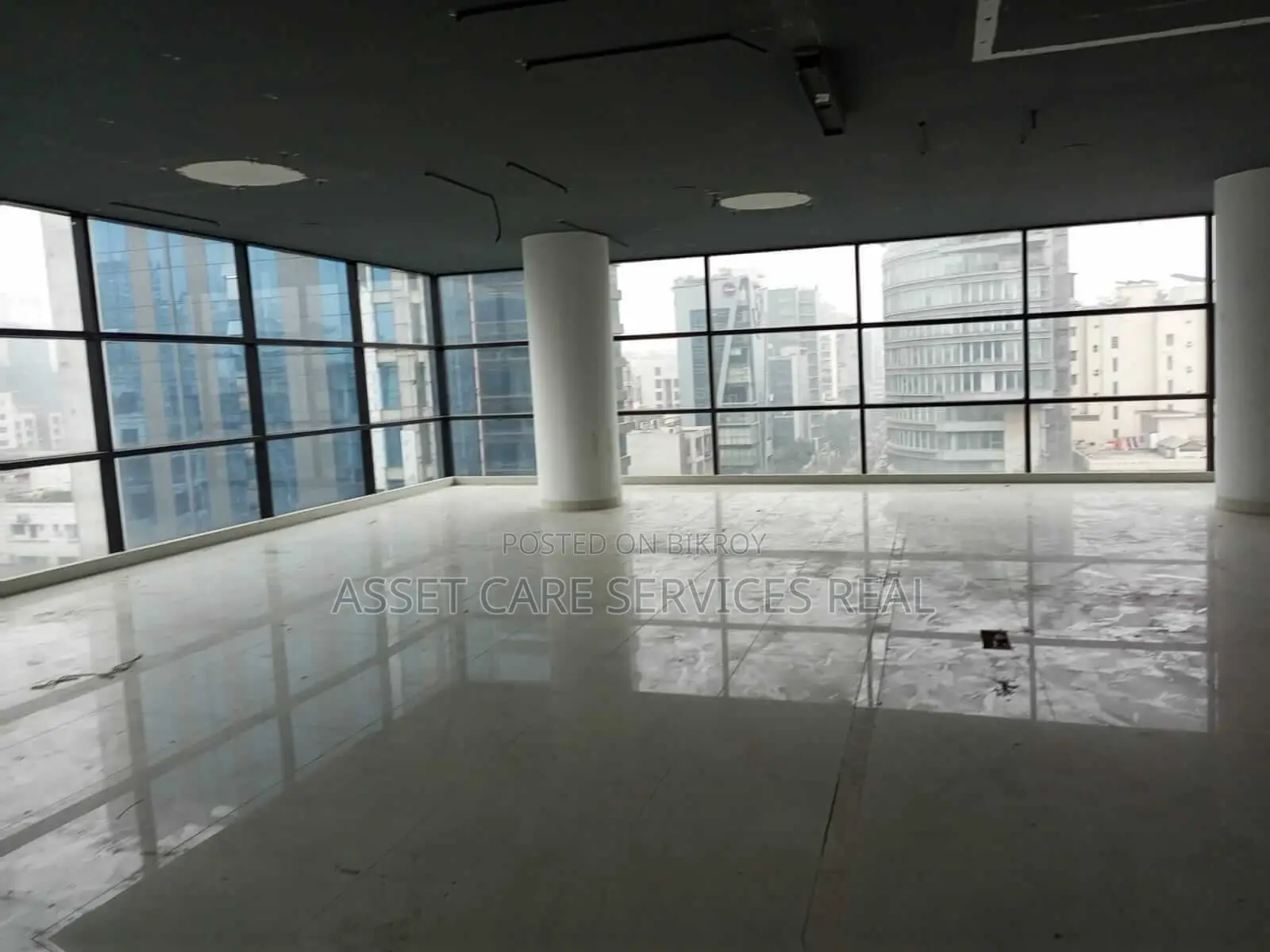 Banani Road-11(3910-Sqft) Commercial Office/Restaurant Open Space Rent