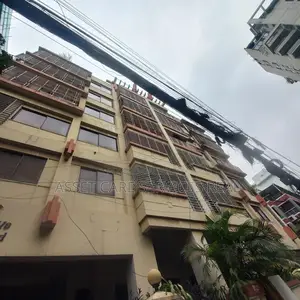 গুলশান ১-এ সম্পূর্ণ বিল্ডিং ভাড়া।