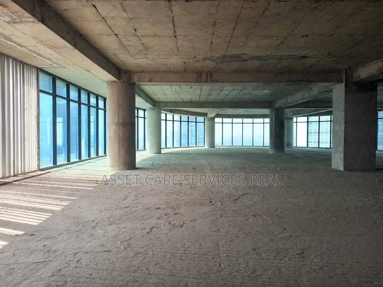 14.000-Sqft New Commercial Open Office Space Rent Gulshan Avenue Road