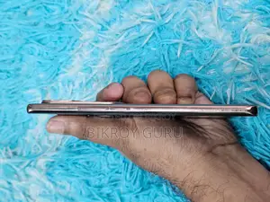 Vivo V40E 5G 8GB 128 (Used)