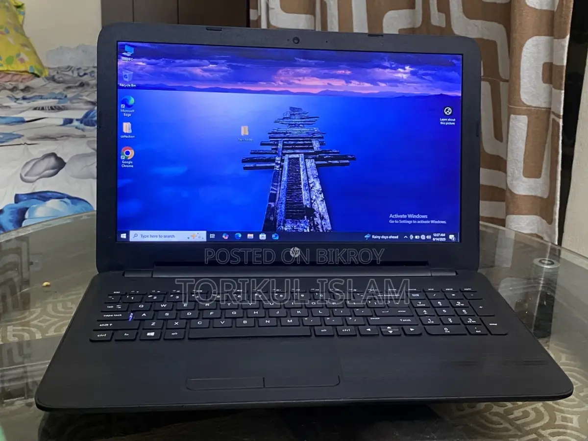 HP Laptop / 8GB / 128 GB / Graphics 4GB
