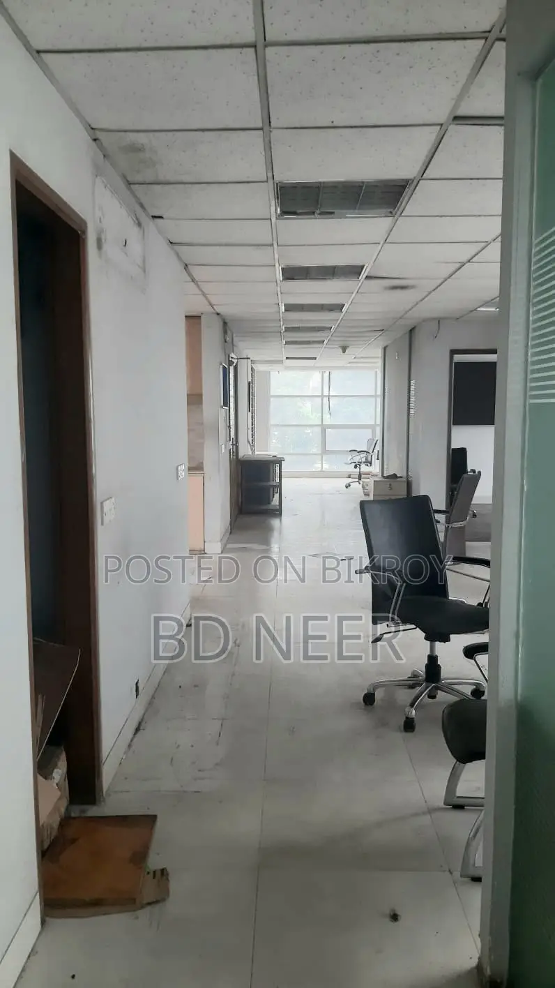 Residence Building 3200 SqFt 3rd Floor Available Rent in Banani