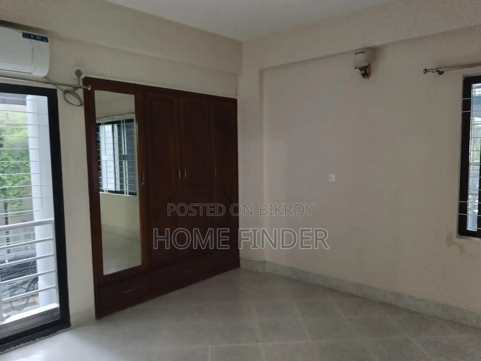 3-Bedroom Unfurnished 2390 Sq Ft Apartment Rent @ GULSHAN
