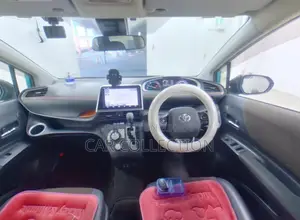 Toyota Sienta 2020