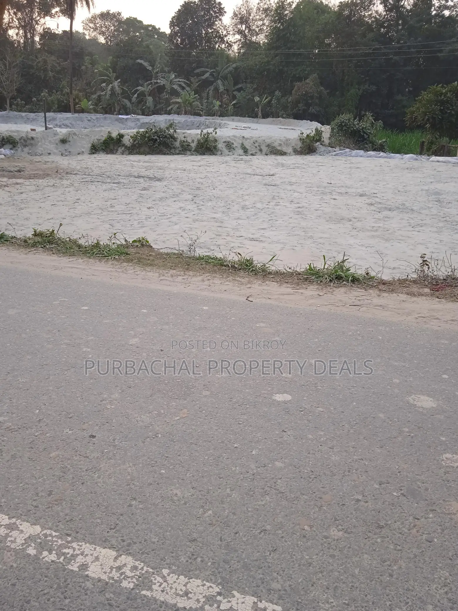 পূর্বাচলে শীতলক্ষ্যা নদী ভিউ ১৫ শতাংশ জমি বিক্রি হবে