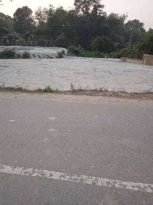 পূর্বাচলে শীতলক্ষ্যা নদী ভিউ ১৫ শতাংশ জমি বিক্রি হবে