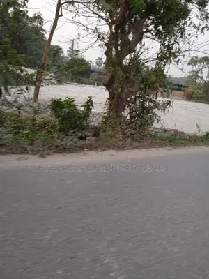 পূর্বাচলে শীতলক্ষ্যা নদী ভিউ ১৫ শতাংশ জমি বিক্রি হবে