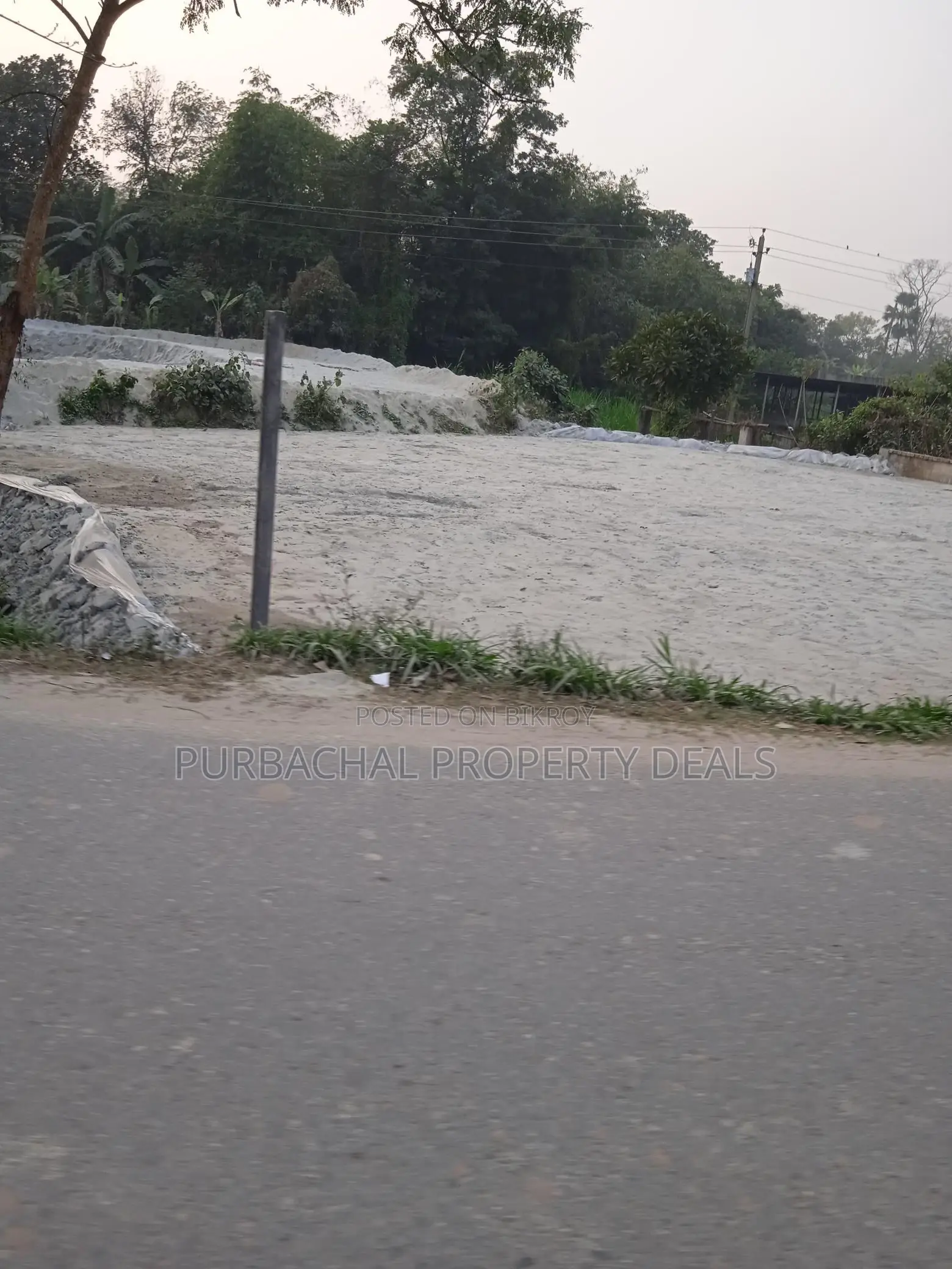 পূর্বাচলে শীতলক্ষ্যা নদী ভিউ ১৫ শতাংশ জমি বিক্রি হবে