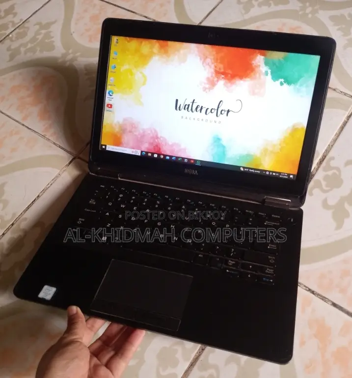 Dell Core i5 6th Gen Laptop, 14" HD Display, 4GB RAM, 128GB SSD.