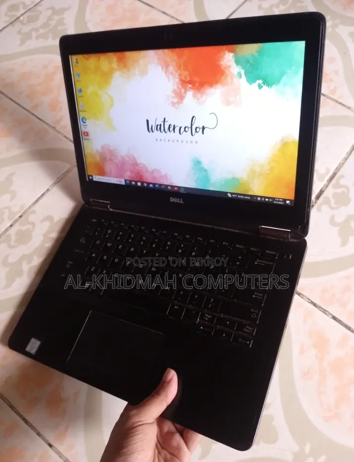 Dell Core i5 6th Gen Laptop, 14" HD Display, 4GB RAM, 128GB SSD.
