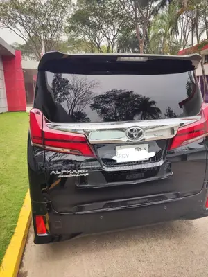 Rent an Alphard