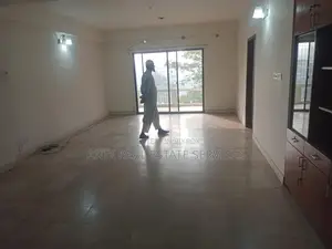 Good Quality 2700 Sft Office Space Rent At Gulshan