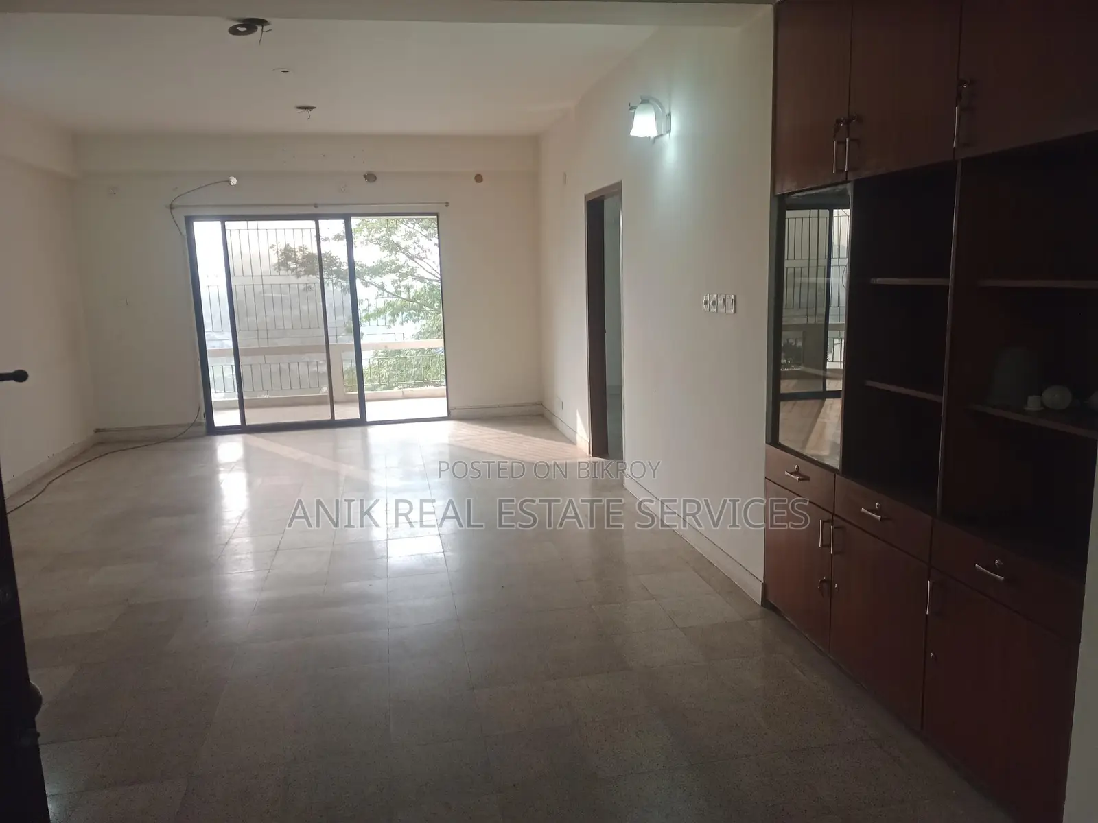 Good Quality 2700 Sft Office Space Rent At Gulshan