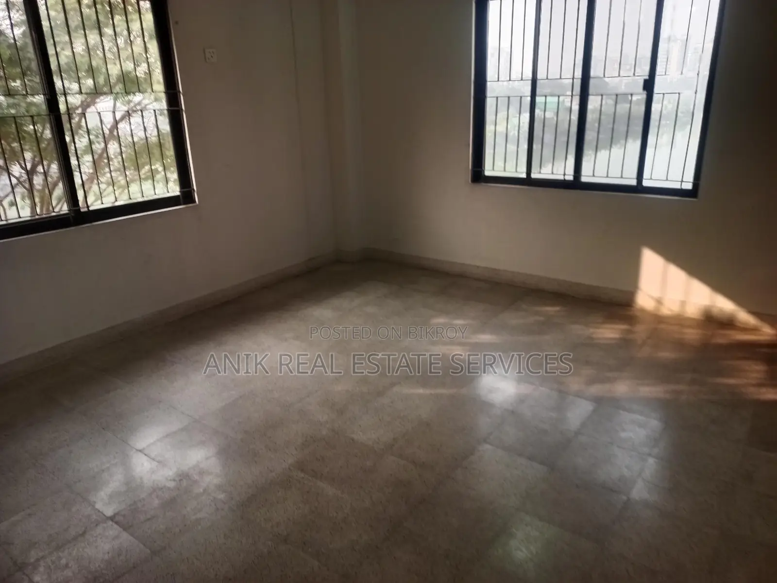 Good Quality 2700 Sft Office Space Rent At Gulshan