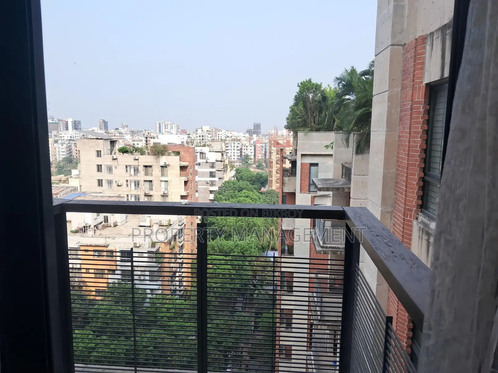 Luxury Fully Furnished 4-Bed Exclusive Apartment