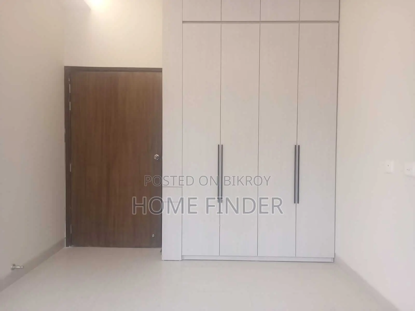 Luxurious Apartment For Rent In Near Park @ Gulshan 2